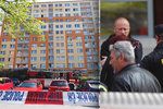 Evakuace na jihu Prahy: V bytě hořelo, zemřela žena. Na místo dorazil pyrotechnik i modrparta