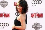 Evangeline Lily odhalila na premiéře filmu Ant-Man těhotenské bříško!