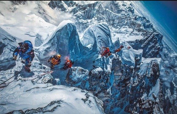 Kanadský horolezec a filmař Elia Saikaly na Everestu