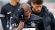 Brazilský fotbalista Partizanu Bělehrad nevydržel rasistické urážky a rozbrečel se