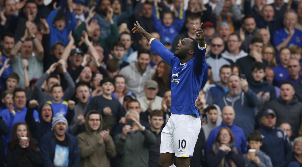 Útočník Evertonu Romelu Lukaku dal proti Leicesteru dva góly