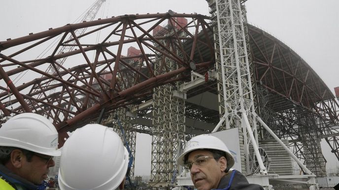 Evropská banka pro obnovu a rozvoj (EBRD) poskytne Ukrajině 190 milionů eur na stavbu nového krytu nad čtvrtým černobylským reaktorem. (Foto ČTK) Evropská banka pro obnovu a rozvoj (EBRD) poskytne Ukrajině 190 milionů eur na stavbu nového krytu nad čtvrtým černobylským reaktorem. (Foto ČTK)