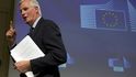 Vrchní vyjednavač Brexitu Michel Barnier předal prezidentu Evropské rady dokument dohody