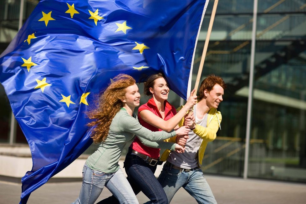 Na jízdenky pro mladé lidi míří zamíří miliony euro. (ilustrační foto)