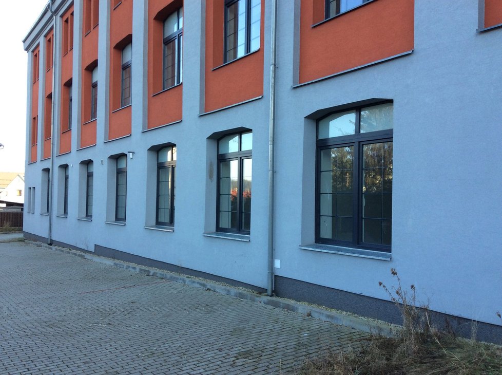 Výzkumné a vývojové centrum stomatologie ve Šluknově krachuje. Z EU dostalo 65 milionů korun