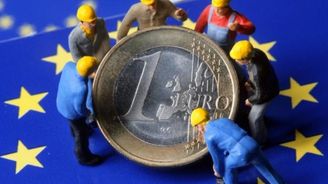 Více než dvěma třetinám lidí se euro nezamlouvá
