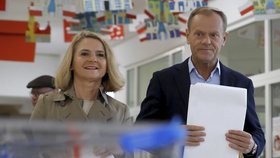 Eurovolby 2019: Donald Tusk s manželkou Malgorzatou Tusk volil v polských Sopotách