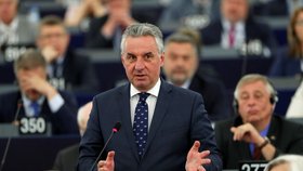 Jan Zahradil během svého projevu v Evropském parlamentu (3. 7. 2019)