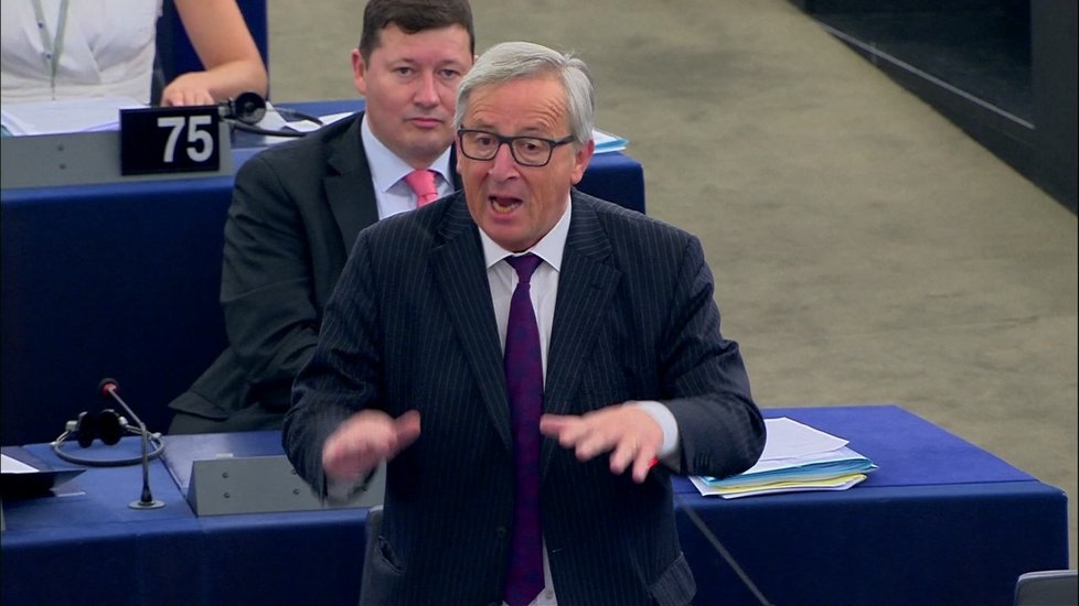 &#34;Evropský parlament je směšný, velmi směšný,&#34; řekl Juncker