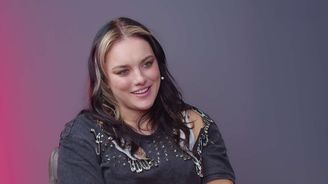 Ewa Farna: Moje tělo mi slouží, nebudu na něj plivat kvůli komentářům na Facebooku Ewa Farna: Moje tělo mi slouží, nebudu na něj plivat kvůli komentářům na Facebooku