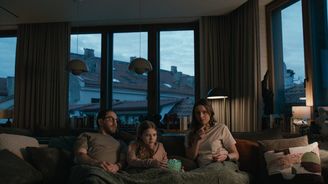 Vztahová vybíjená ve stínu války. Litevské drama ukazuje limity naší solidarity Vztahová vybíjená ve stínu války. Litevské drama ukazuje limity naší solidarity