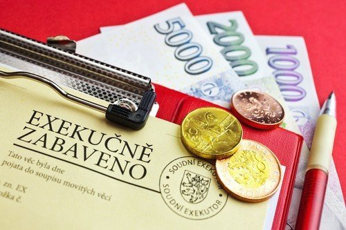 Oddlužení nebo také osobní bankrot je způsob řešení úpadku, který má dlužníkovi umožnit nový start a motivovat ho k aktivnímu zapojení do umořování dluhu