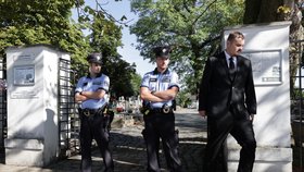 Exhumace ostatků Jana Masaryka v Lánech (2. 9. 2026)