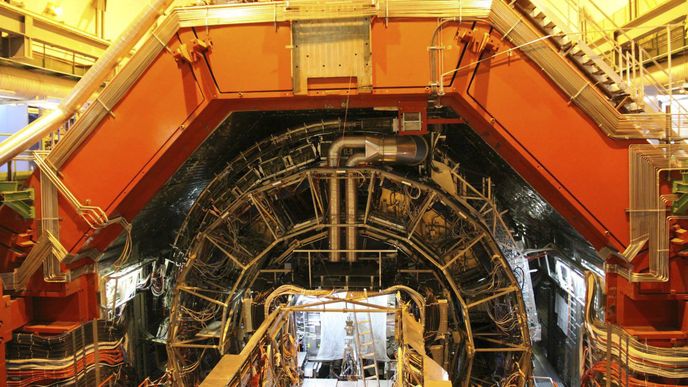 Detektor experimentu ALICE na LHC ve Švýcarském CERN. Detektor experimentu ALICE na LHC ve Švýcarském CERN.