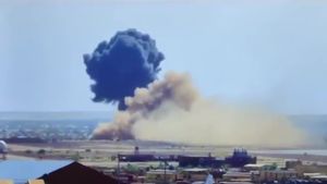 Video zachytilo výbuch letadla: Byli na palubě žoldnéři od wagnerovců? Vláda Mali dál mlčí