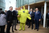 Macinka šije do Lipavského kvůli účtu za „výlet do Ósaky“. „Přestaňte lhát,“ brání se exministr