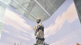 Do Číny míří i dvě bronzové plakety ze sochy Jana Nepomuckého