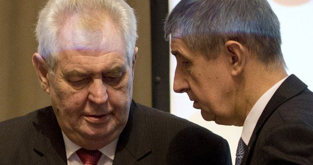 Přiloží Zeman pod volební kotel? S Babišem bude řešit předčasné volby