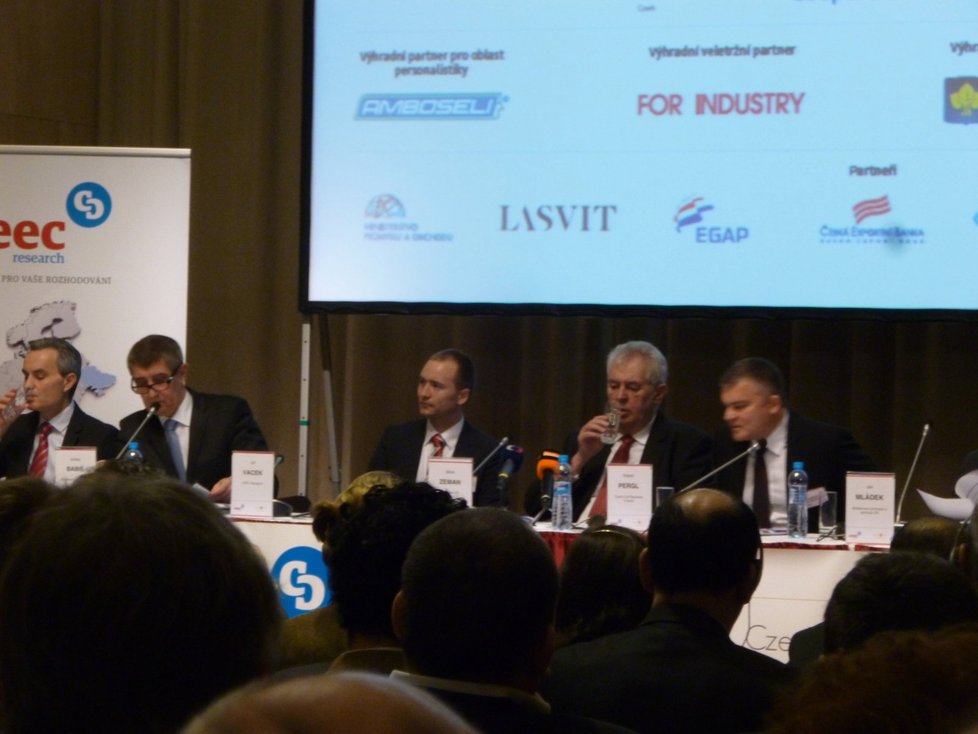 Setkání lídrů českého exportu 2016: Příchod prezidenta Miloše Zemana