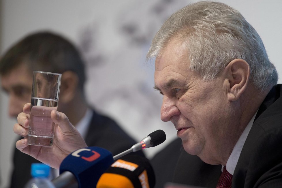 Prezident Miloš Zeman na Setkání lídrů českého exportu 2016