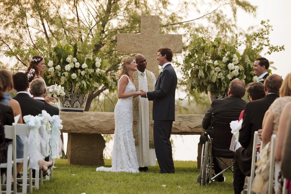 Svatba Jenny Bushové v květnu 2008, Barbara byla sestře za svědka.