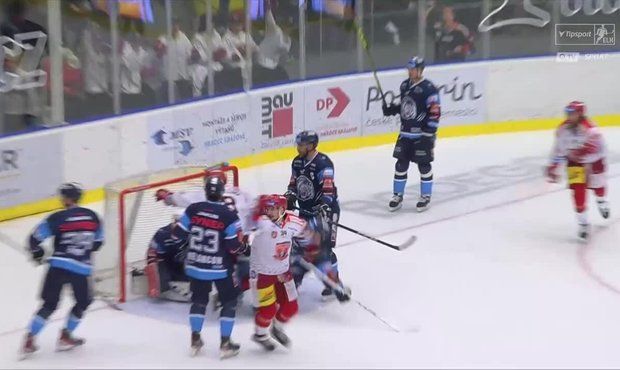 Mountfield HK - Liberec: Branku Okuliara muselo posvětit video, 5:4