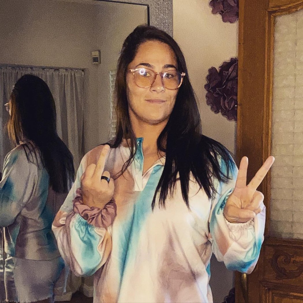 Zápasice z UFC Jessica Eye si přivydělává erotikou.