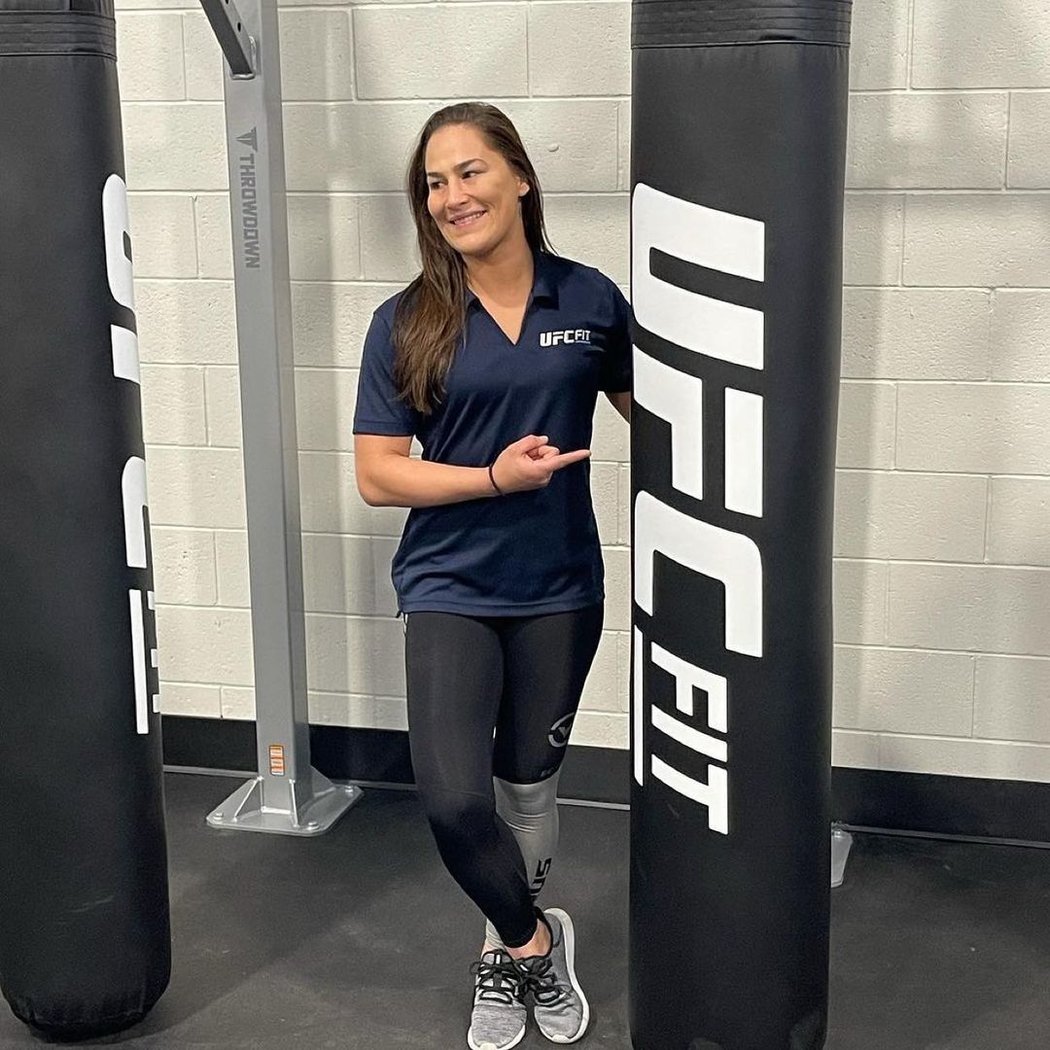 Zápasnice z UFC Jessica Eye si přivydělává erotikou.