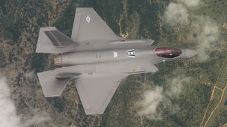 Ranní check: V Česku se budou trénovat evropští piloti F-35. Skiareály udrží loňské ceny