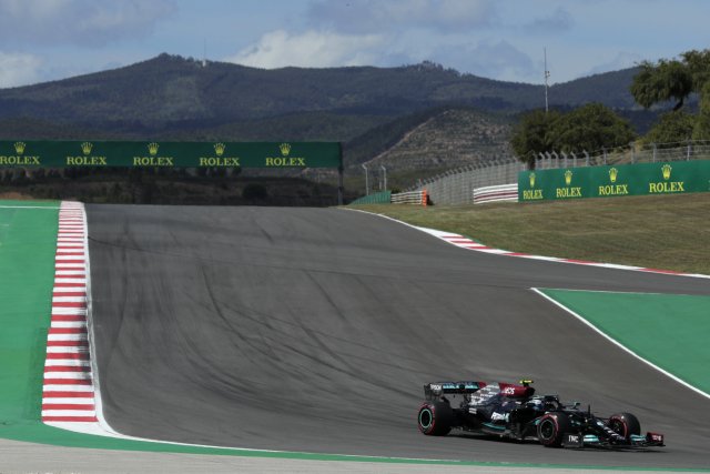 Valtteri Bottas vyjede do nedělní Velké ceny Portugalska z pole position.