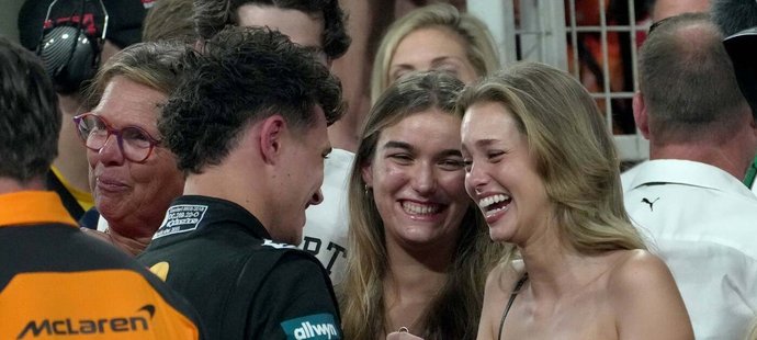 Margarida oslavovala titul se svým miláčkem.