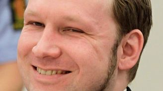 Breivik šíří nacismus i z vězení, je ještě radikálnější než dřív, bojí se Norové