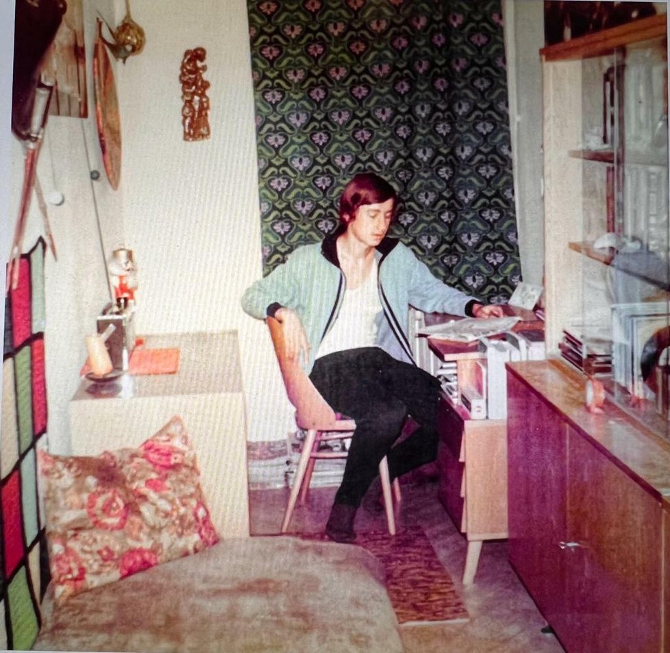 Teenager Andrej Babiš ve svém pokoji v roce 1972