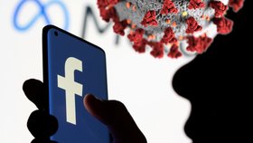 Využívá Facebook u covidových příspěvků dvojí metr?
