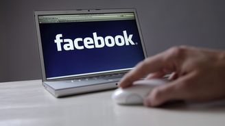 Facebook ztratí 80 procent uživatelů do roku 2017, uvedli američtí vědci