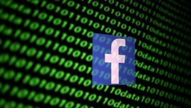 Obří průšvih Facebooku: Čísla, maily a data narození 1,4 milionu Čechů se „povalují“ na internetu