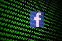 Obří průšvih Facebooku: Čísla, maily a data narození 1,4 milionu Čechů se „povalují“ na internetu