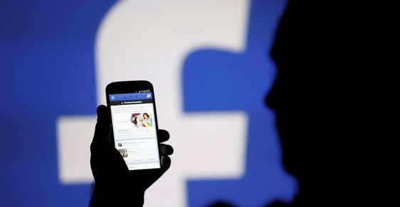 Facebook je s téměř 2 miliardami uživatelů nejoblíbenější sociální sítí světa