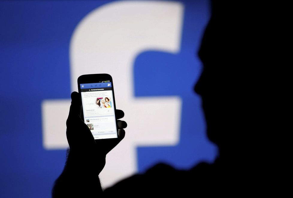 Facebook je s téměř 2 miliardami uživatelů nejoblíbenější sociální sítí světa