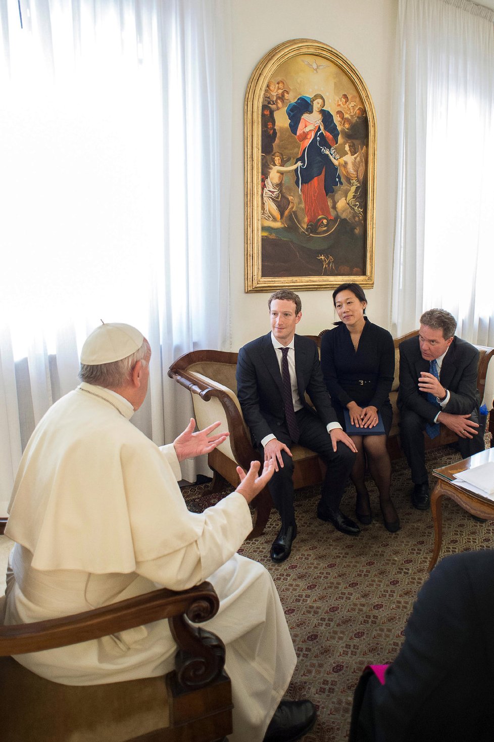 Šéfa Facebooku a jeho manželku přijal papež.