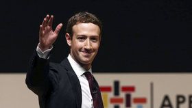 Šéf Facebooku Mark Zuckerberg na summitu lídrů v Peru