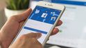 Sociální síť Facebook utrpěla rozhodnutím Applu, že uživatelé musejí dát aplikacím výslovný souhlas se sledováním svého pohybu mimo konkrétní stránku.
