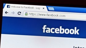 Facebook prohlásil velké množství uživatelů za mrtvé.