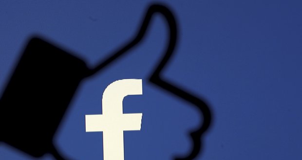 Facebook se nepáral s protimigrantským hnutím, zablokoval jeho stránky