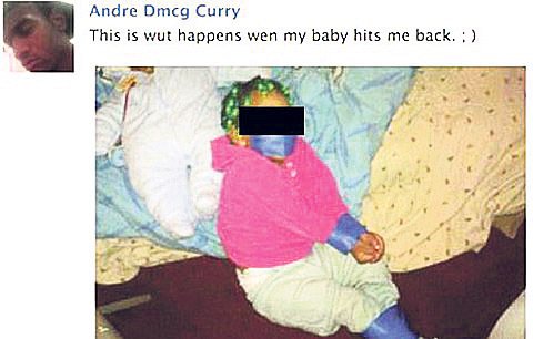 Šílený otec Andre Curry (21) z Chicaga umístil na sociální síť Facebook děsivé foto.