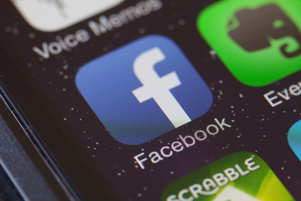 Facebook přiznal, že mohla být zneužita data všech uživatelů sociální sítě.