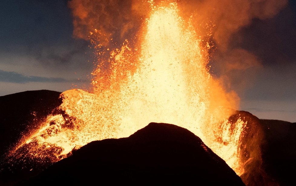 Na Islandu vybuchla opět sopka Fagradalsfjall (3.8.2022).