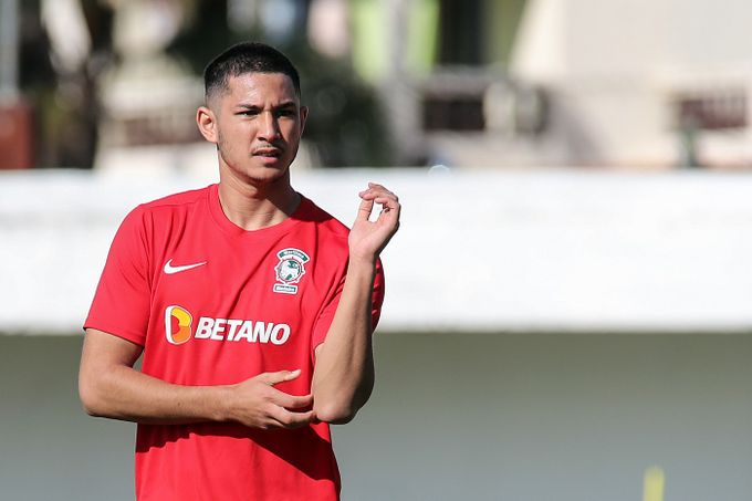 Padající hvězda nejbohatšího fotbalisty světa. Faiq Bolkiah má miliardy, ale nemá klub Padající hvězda nejbohatšího fotbalisty světa. Faiq Bolkiah má miliardy, ale nemá klub