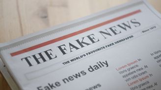 Blockchainem proti falešným zprávám. Technologie kryptoměn může najít uplatnění i ve světě médií