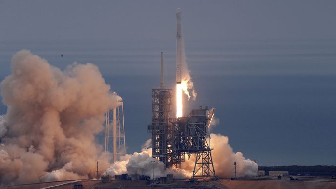 Úspěšný start rakety Falcon 9